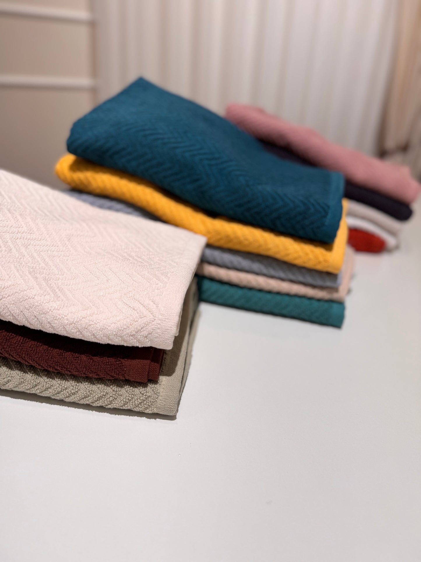 OSPITE E VISO MISSONI